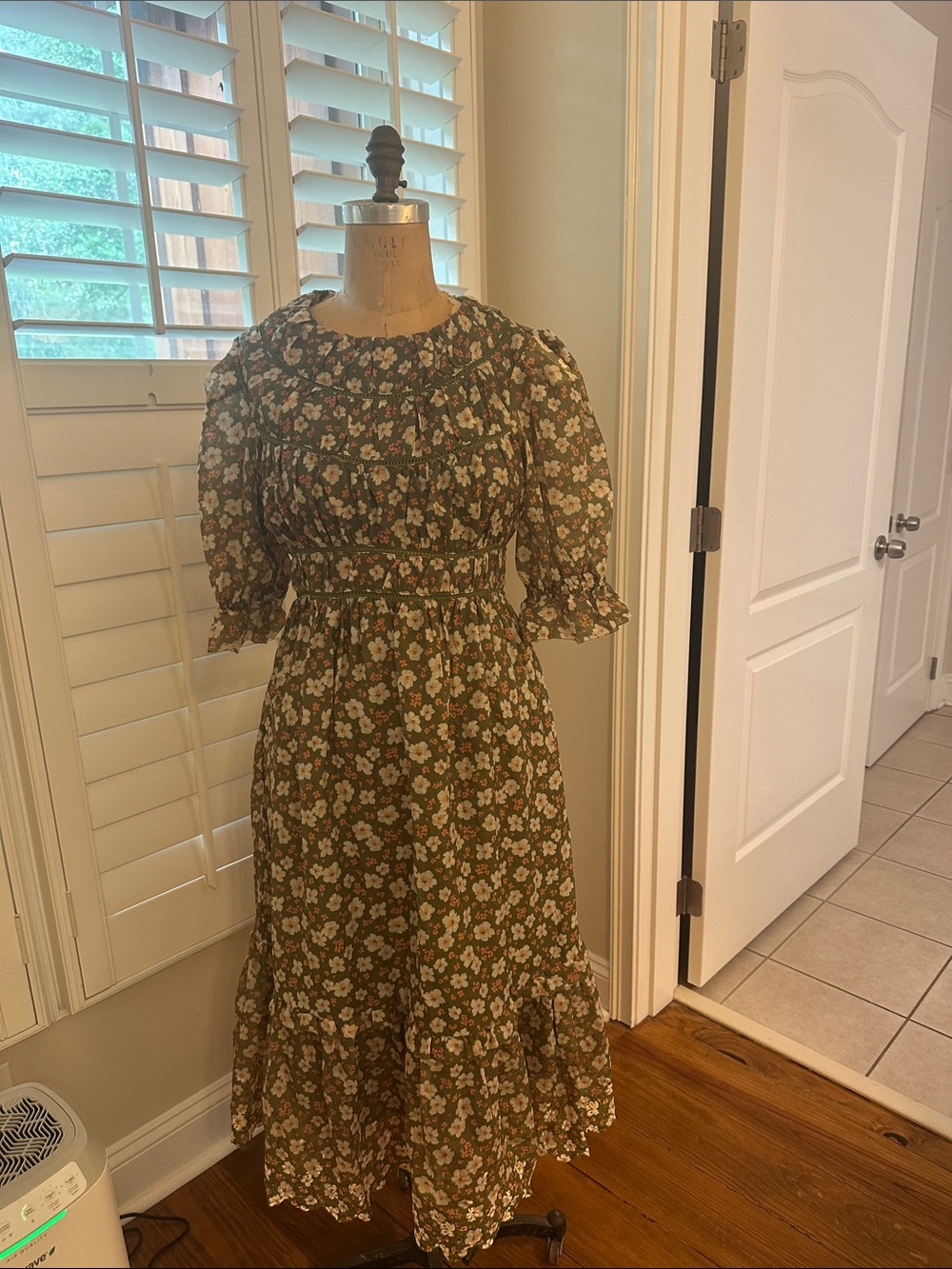 Tecovas Floral Ruffle Midi Dress in Olive Green NWT